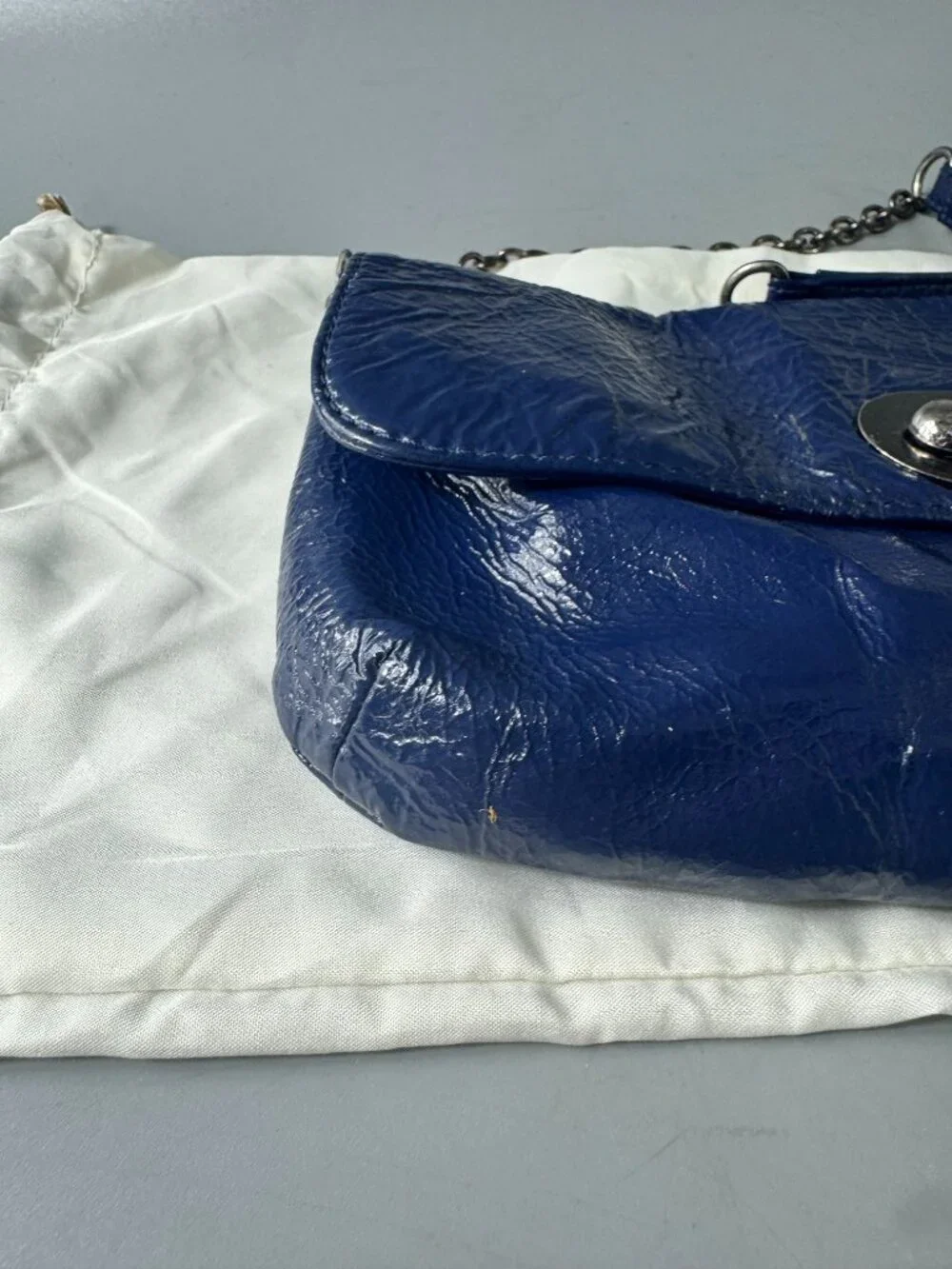 HOBO INTERNATIONAL Blue Patent Leather Envelope Hand Bag Purse Chain